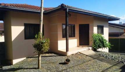 CASA no SAGUAÇÚ com 3 quartos para VENDA, 275 m²