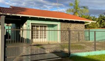 CASA no BOEHMERWALD com 3 quartos para LOCAÇÃO, 165 m²