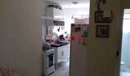 Apartamento no condomínio Aguas do Sobrado I