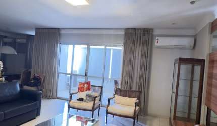 Apartamento amplo com 3 quartos sendo 1 suíte e 3 vagas de garagem - Edifício Cecília Meireles - Próximo do Parque Mãe Bonifácia - Região do Goiabeiras