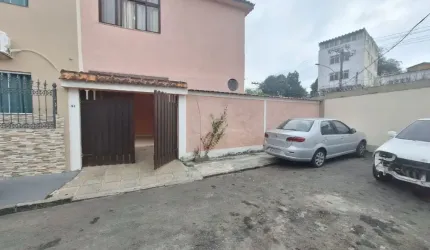 Vendo casa duplex em condomínio fechado com 180m² – Taquara, Jacarepaguá.