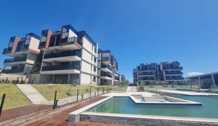 Apartamento à Beira-Mar no Cais Eco Residência – Praia de Muro Alto, Ipojuca/PE