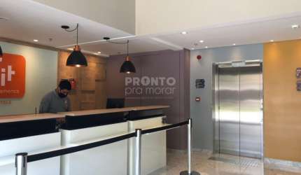 Flat no Pool Hoteleiro em Boa Viagem – Ideal para investimento!