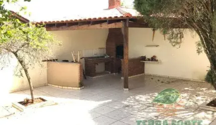 Casa à venda 4 Quartos, 2 Vagas, 354M², Andrade, Londrina - PR
