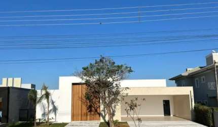 CASA DE ALTO PADRÃO COM 3 SUÍTES NO CONDOMÍNIO HORIZONTAL VILLÁGIO DO ENGENHO