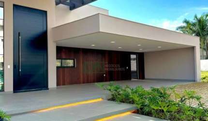 CASA EM ALTO PADRÃO COM 4 SUÍTES NO VILLÁGIO DO ENGENHO