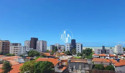 Amplo Apartamento com 03 quartos na Praia de Camboinha