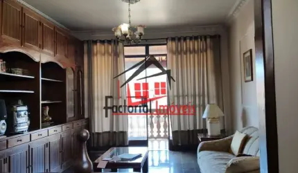 CASA A VENDA 2 PAVIMENTOS INDIVIDUAIS 3 QUARTOS, BAIRRO GLÓRIA/IPANEMA, BH.