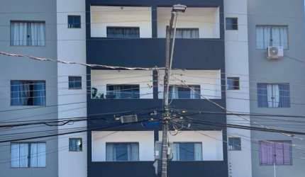 FAG - 1 Quarto, sala cozinha, Bwc, Sacada, 1 vaga, A/C-45m²