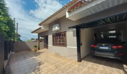 SANTA CRUZ - 2 QUARTOS, SALA, COZINHA, BWC, ESPAÇO GOURMET, LAVABO, 2 VAGAS, QUINTAL AMPLO, DEPOSITO, A/C-115M²