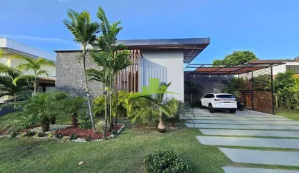 Casa Moderna Térrea à Venda no Condomínio Vida Marina, Busca Vida, Camaçari | 3 Suítes no Térreo | Piscina com Cascata e Área Gourmet