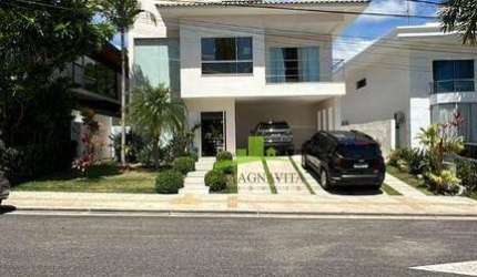 Excelente Casa à Venda em Alphaville I, Residencial Itapuã, Salvador, 450m², 4 Suítes, Piscina, Área Gourmet, Nascente Total, Vista para preservação