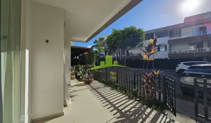 Apartamento Térreo à Venda no Bosques de Palermo, Buraquinho, 89m², 3 Quartos, 1 Suíte, Varanda e Jardim, 2 Vagas soltas, R$ 650.000,00
