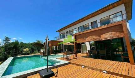 Casa de Alto Padrão à Venda no Condomínio Praia Bella, Praia do Forte, 5 Suítes, Espaço Gourmet, Piscina e Área Verde. Litoral Norte. R$ 4.190.000,00