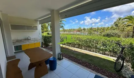 Iberostar Praia do Forte, Apartamento Garden à venda, térreo, 85m² + 15m² de Garden, 1/4  e sala, 2 banheiros. Vista para o Lago. Porteira Fechada!