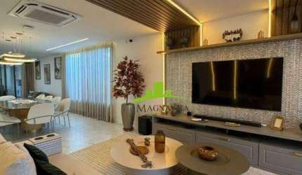 Priscila Dutra. Casa Alto Padrão à venda, 381m², 4 suítes, Piscina com Hidromassagem, Porteira Fechada, Automação Alexa. Escritório. Gourmet integrado