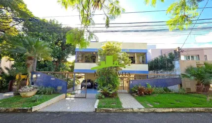 Casa Alto Padrão à Venda no Horto Florestal, Condomínio Quintas do Candeal, 4 Suítes + Gabinete, 583m², Piscina, Gourmet e Muito Espaço e Conforto!