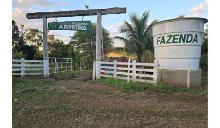 Oportunidade Única de Investimento em Brotas, SP: Pousada à Venda à beira da SP225!