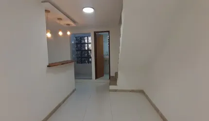 CASA A VENDA  NO ENGENHO VELHO DE BROTAS