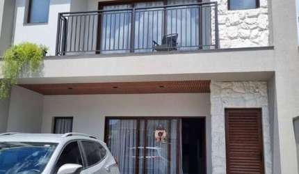Sobrado no Bairro Zimbros em Bombinhas SC
