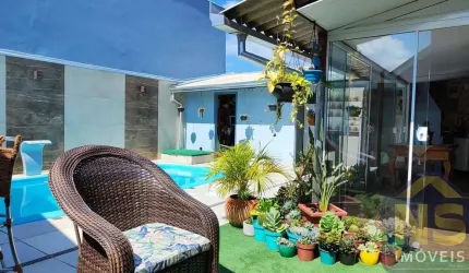Casa semi mobiliada no Bairro Santa Regina em Itajaí SC