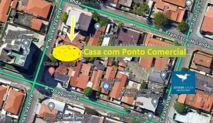 Casa com Ponto Comercial Ideal Para Clínicas, Escritórios, Lojas. Fica na Rua Nunes Valente, Bairro Dionísio Torres em Fortaleza. São 125m2 de Construção em Lote de 7,65m X 21m (165,65m2)