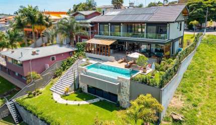 Casa com 4 dormitórios à venda, 440 m² por R$ 3.590.000,00 - Vale do Sol - Bom Jesus dos Perdões/SP
