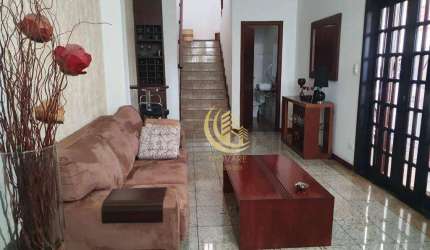 Sobrado com 3 dormitórios à venda, 237 m² por R$ 720.000,00 - Loteamento Residencial Andrade - Pindamonhangaba/SP
