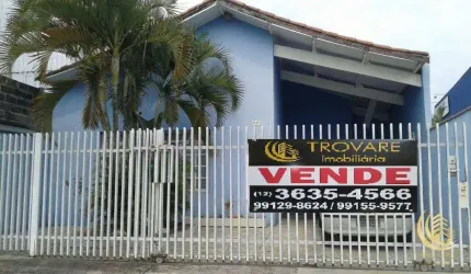 casa com 3 dormitorios e com piscina