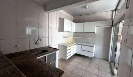 Sobrado com 4 dormitórios à venda, 218 m² por R$ 450.000,00 - Vila Areao - Taubaté/SP