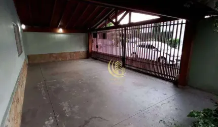 Casa com 3 dormitórios à venda, 182 m² por R$ 480.000,00 - Vila São Geraldo - Taubaté/SP