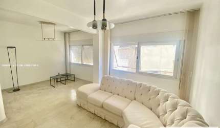 Apartamento para Venda em Florianópolis, Centro, 2 dormitórios, 1 suíte, 2 banheiros, 1 vaga