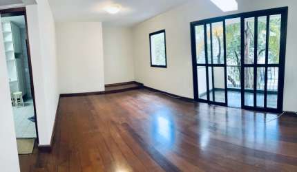 Apartamento com varanda/sacada a venda/permuta em Moema