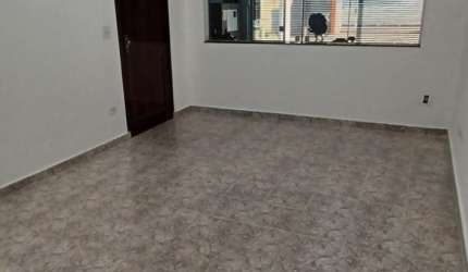 Sobrado COM VARANDA E SEMI MOBILIADO  a venda/permuta no Jardim Las Vegas em Santo André