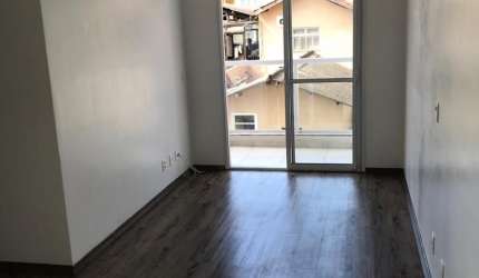 VENDO OU TROCO LINDO APARTAMENTO DE ÓTIMA LOCALIZAÇÃO COM 2 DORMITÓRIOS E 1 VAGA DE GARAGEM, NO PARQUE ORATÓRIO, COM 48 M²
