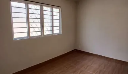 Casa com 3 quartos à venda no Centro, Piracicaba  por R$ 195.000