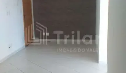 Ótima sala comercial no centro de São José dos Campos com 1 banheiro e 1 vaga de garagem.