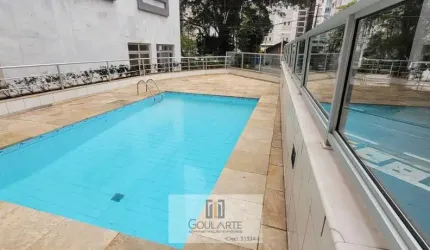 Apartamento com 4 dormitórios sendo 2 suítes, lazer no condomínio, à menos de 200 metros do mar em Pitangueiras no Guarujá/SP.