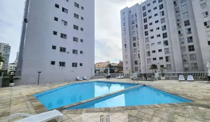 Apartamento com 1 dormitório climatizado, lazer no condomínio, lado praia da ENSEADA-GUARUJÁ/SP.