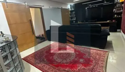 Sobrado para locação na Via Madalena