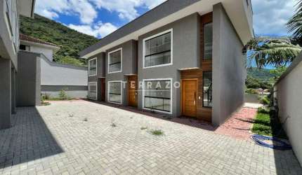 Casa em Condomínio à venda, 3 quartos, 2 suítes, 2 vagas, Alto - Teresópolis/RJ
