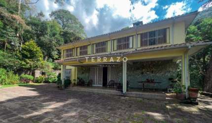 Casa à venda, 7 quartos, 3 suítes, 10 vagas, Cascata dos Amores - Teresópolis/RJ