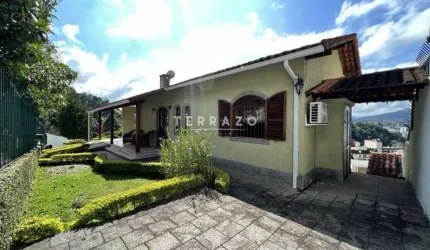 EXCELENTE CASA COM 4 QUARTOS NO PANORAMA POR R$ 990.000 - TERESÓPOLIS/RJ - cod 3426