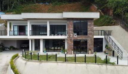 Casa em Condomínio à venda, 3 quartos, 3 vagas, Pimenteiras - Teresópolis/RJ