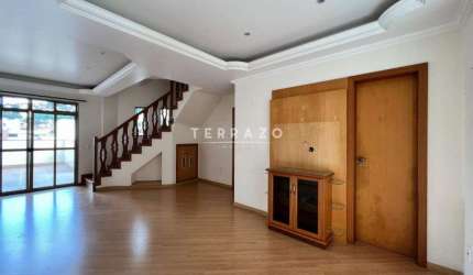 Cobertura à venda, 5 quartos, 4 suítes, 2 vagas, Várzea - Teresópolis/RJ