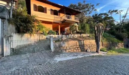 Casa à venda, 4 quartos, 2 vagas, Quinta da Barra - Teresópolis/RJ