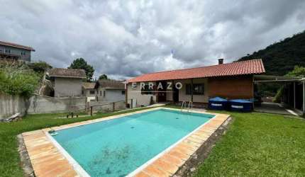 Casa à venda, 4 quartos, 2 suítes, 2 vagas, Jardim Meudon - Teresópolis/RJ