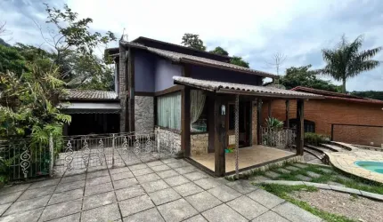 Casa em Condomínio à venda, 3 quartos, 3 suítes, 4 vagas, Limoeiro - Guapimirim/RJ