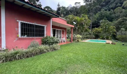 Casa à venda, 3 quartos, 2 vagas, Golfe - Teresópolis/RJ