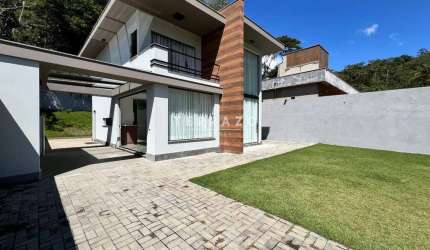 Casa à venda, 3 quartos, 3 suítes, 8 vagas, Quebra Frascos - Teresópolis/RJ